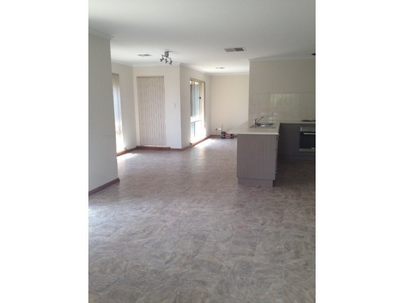 17 Valiant Road, Munno Para West SA 5115