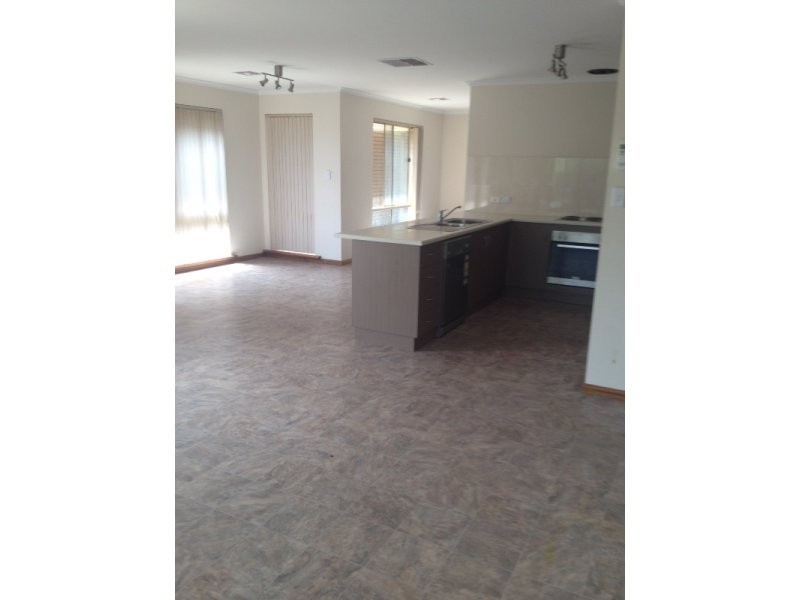 17 Valiant Road, Munno Para West SA 5115