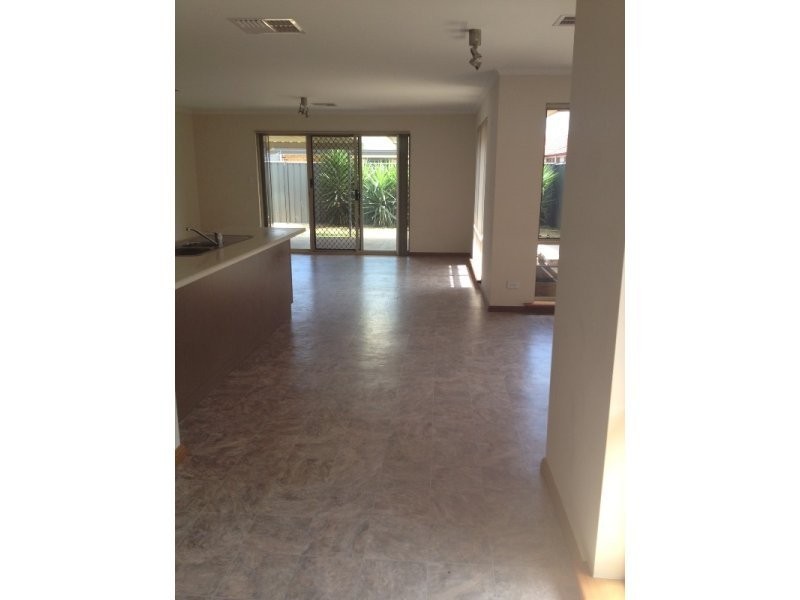 17 Valiant Road, Munno Para West SA 5115