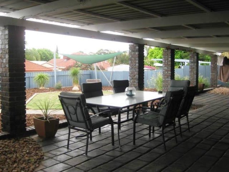 13 Christine Ave, Hillbank SA 5112