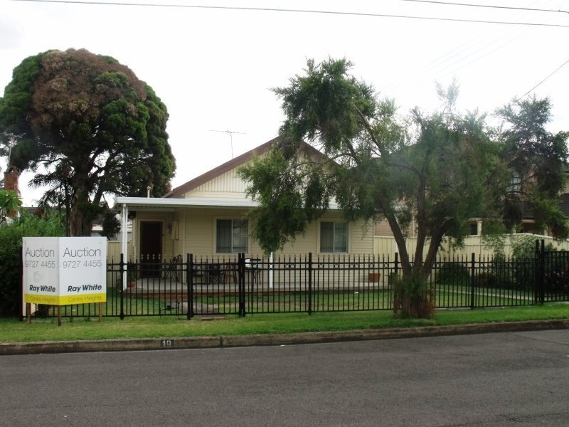 19 Dawson Street, Fairfield Heights NSW 2165