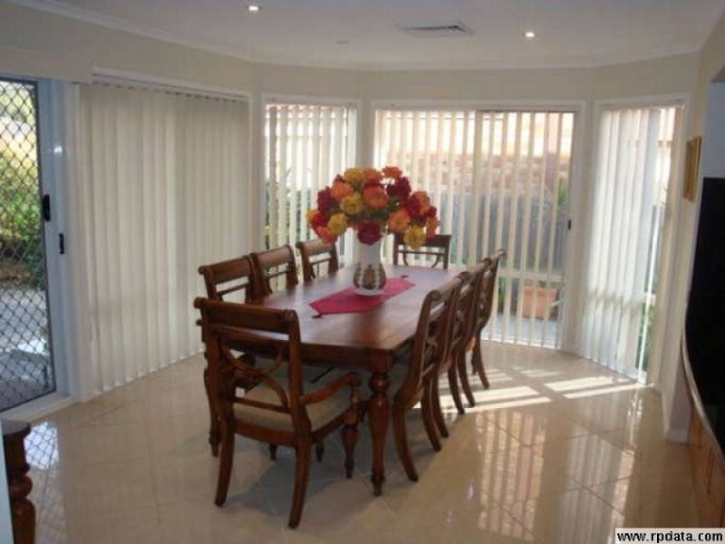 14 Woodside Avenue, West Hoxton NSW 2171