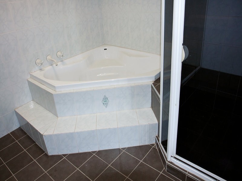 2 Munro Street, Greystanes NSW 2145