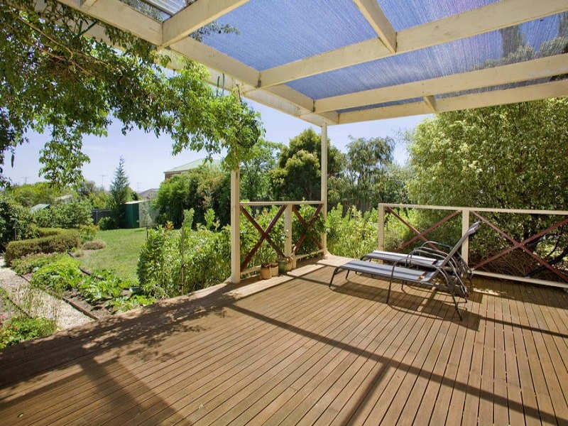 4 Washington Gardens, Leopold VIC 3224