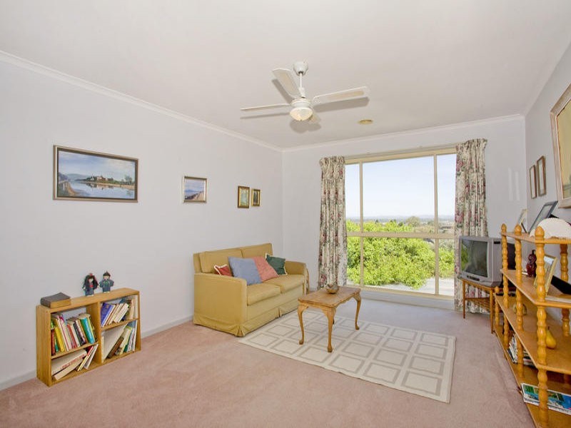 4 Washington Gardens, Leopold VIC 3224