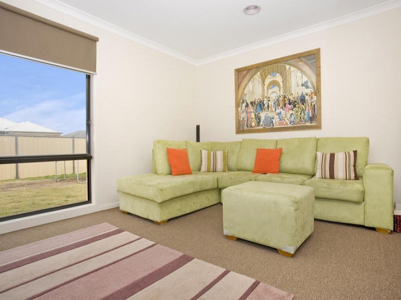 10 Mentha Court, Corio VIC 3214