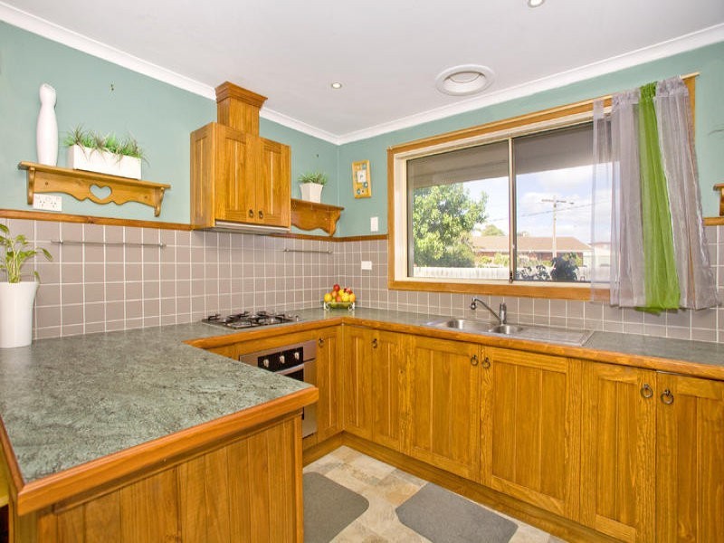 39 Kosciusko Avenue, Corio VIC 3214