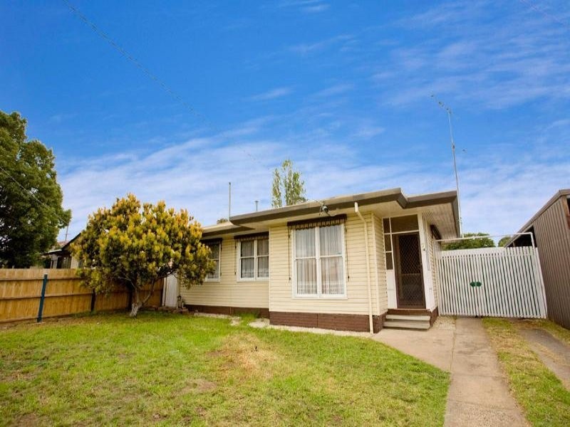 7 Wren Street, Norlane VIC 3214