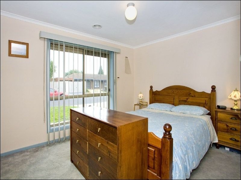 16 Riesling Court, Corio VIC 3214