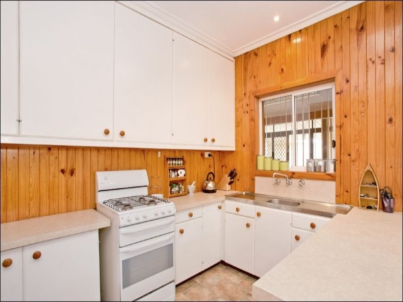 2 Hague Street, Corio VIC 3214