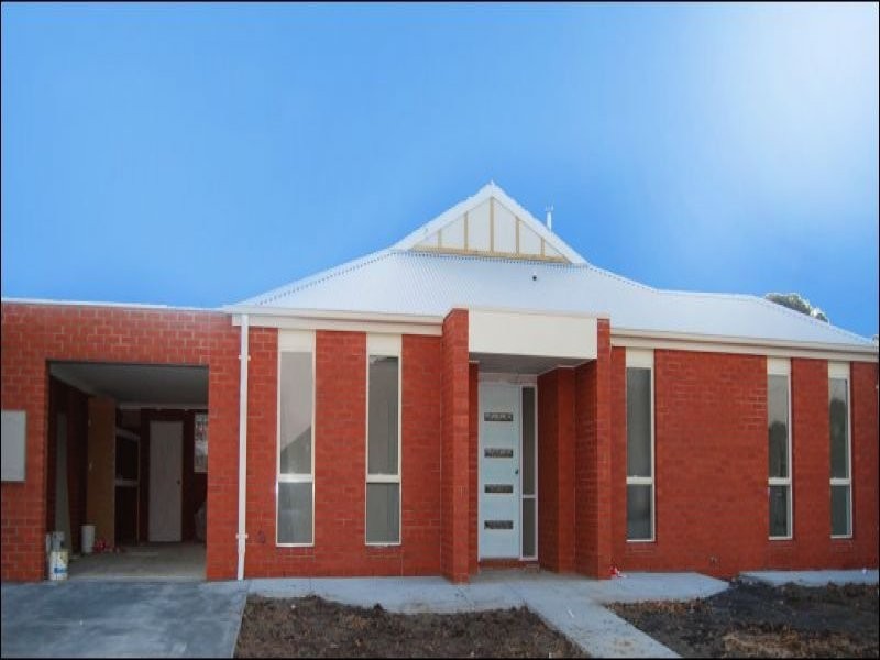 83 Osborne Avenue, North Geelong VIC 3215