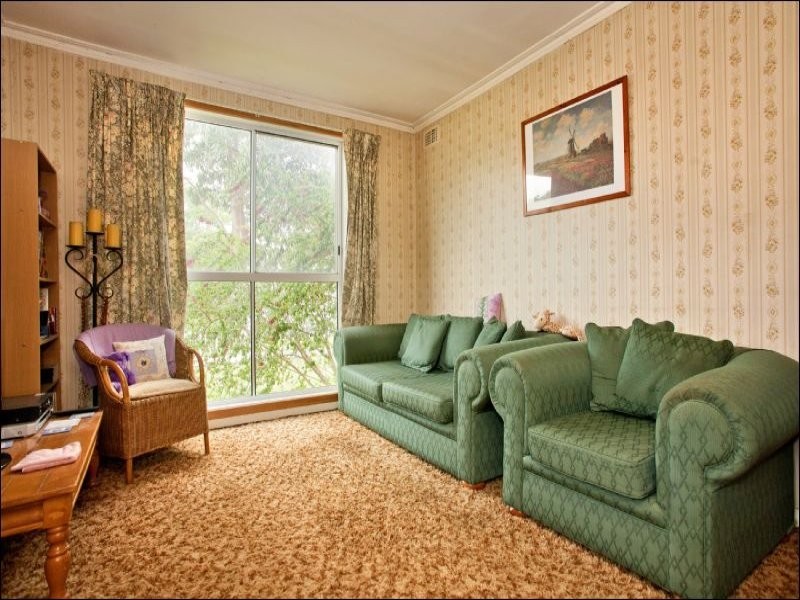 6 Rose Avenue, Norlane VIC 3214