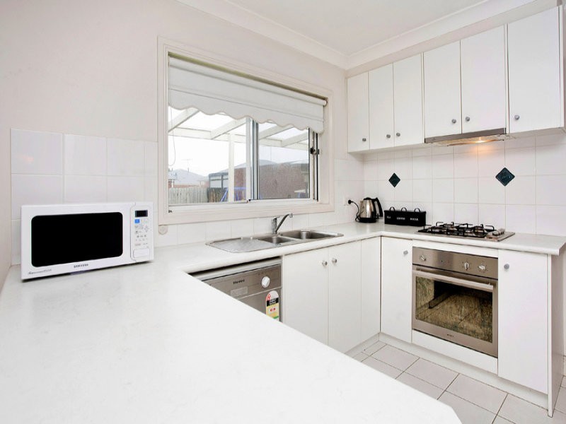 24 Hinton Close Norlane West, Norlane VIC 3214