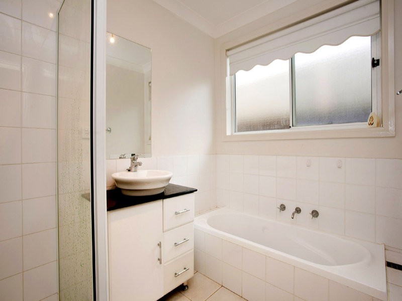 24 Hinton Close Norlane West, Norlane VIC 3214