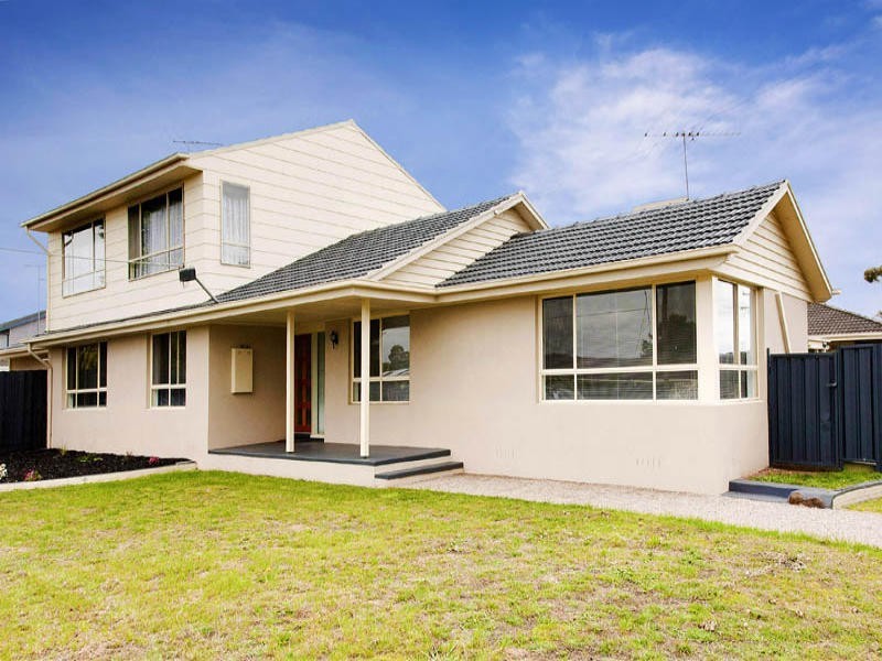 4 Claremont Drive, Leopold VIC 3224