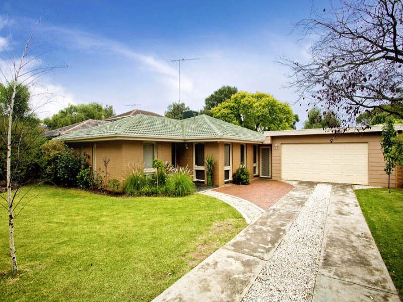 67 Station Lake Road, Lara VIC 3212