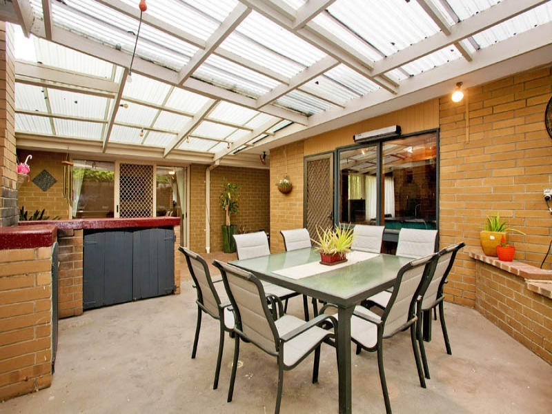 67 Station Lake Road, Lara VIC 3212