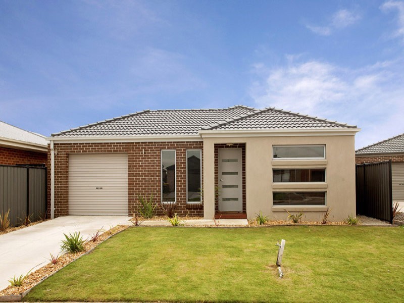 8 Bella Julia Place, Lara VIC 3212