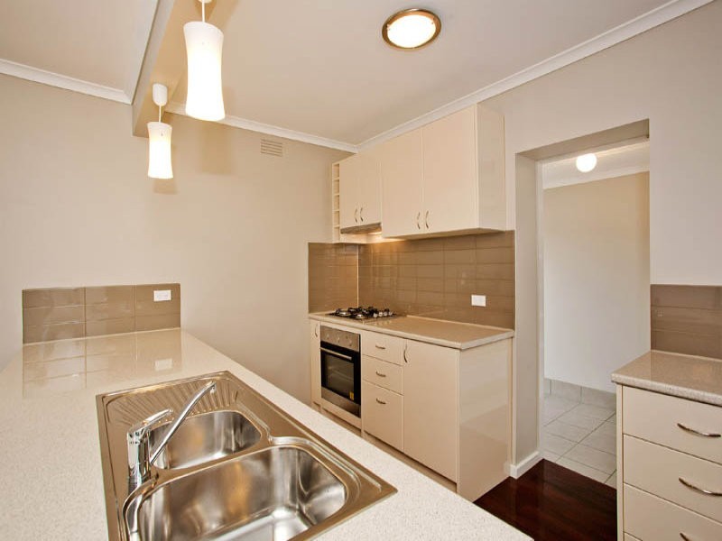 9 Pembroke Street, Corio VIC 3214