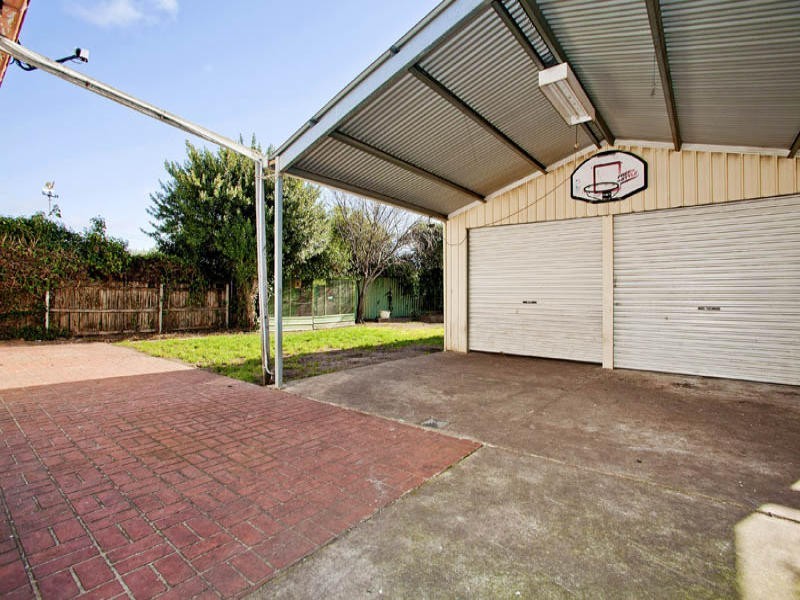14 Fronsac Avenue, Corio VIC 3214