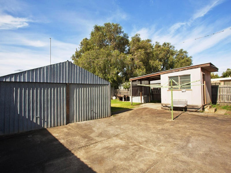 18 Kalver Street, Corio VIC 3214