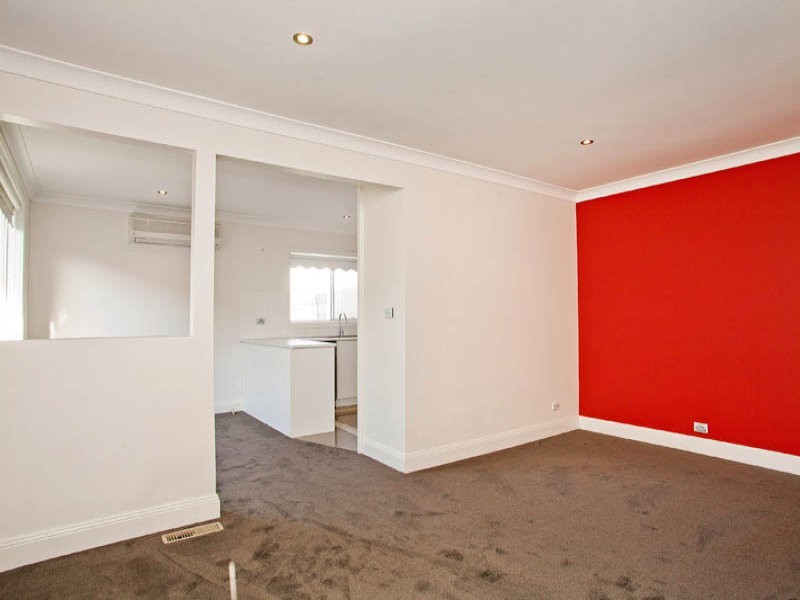 24 Hinton Close, Norlane VIC 3214