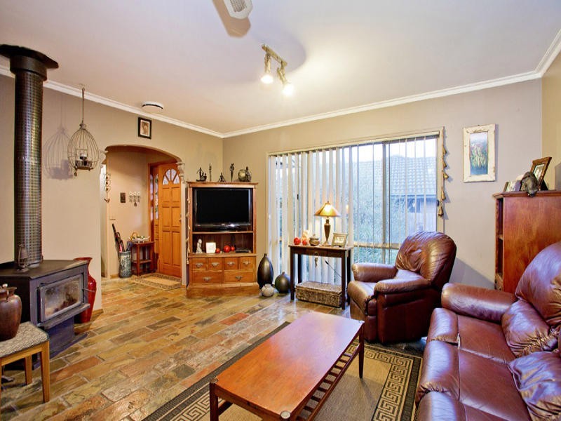 13 Rosemont Crescent, Bell Post Hill VIC 3215