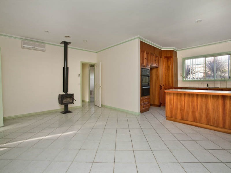 12 Hayes Court, Lovely Banks VIC 3221