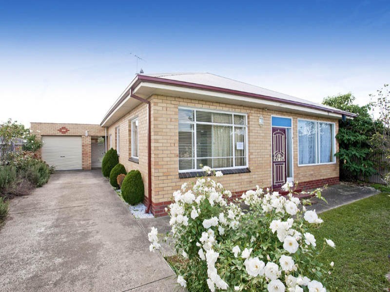 4 Banfield Street, Bell Park VIC 3215