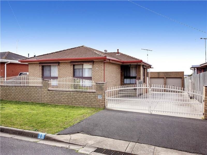 19 Rushden Close, Bell Post Hill VIC 3215