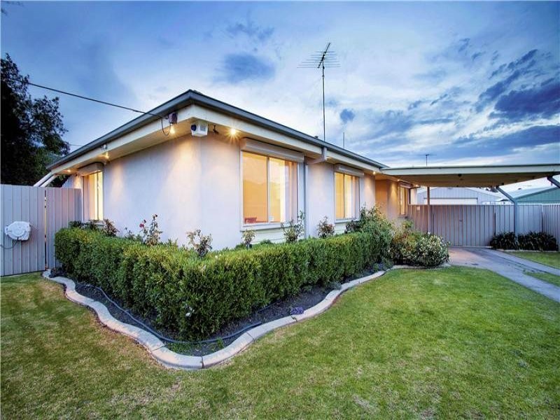 6 Howitt Avenue, Corio VIC 3214