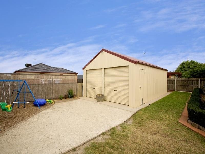4 Racheal Close, Lara VIC 3212