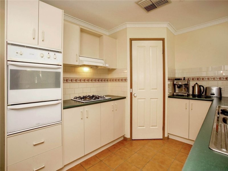 4 Racheal Close, Lara VIC 3212