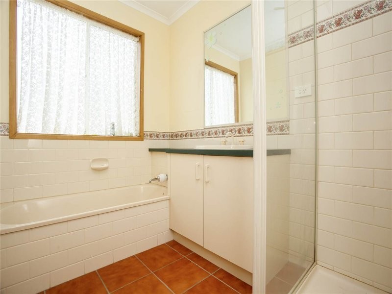 4 Racheal Close, Lara VIC 3212