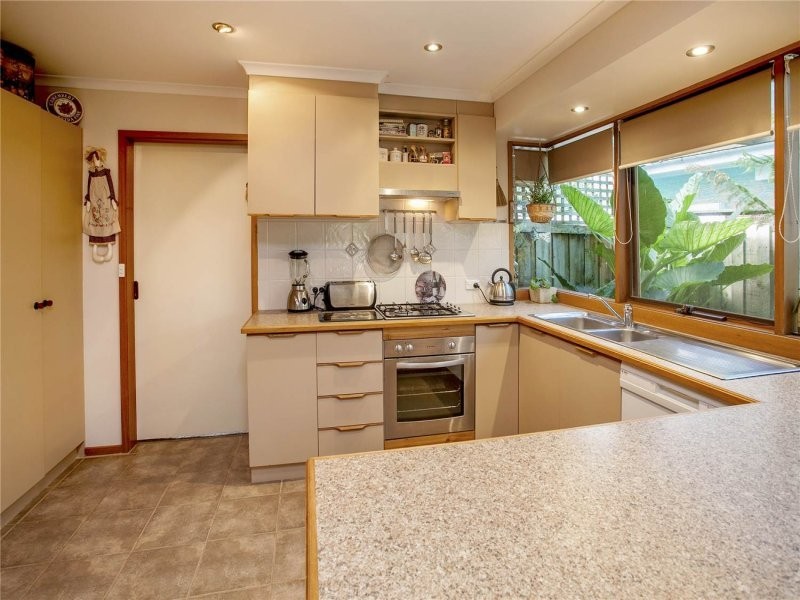 4 Waliki Court, Lara VIC 3212