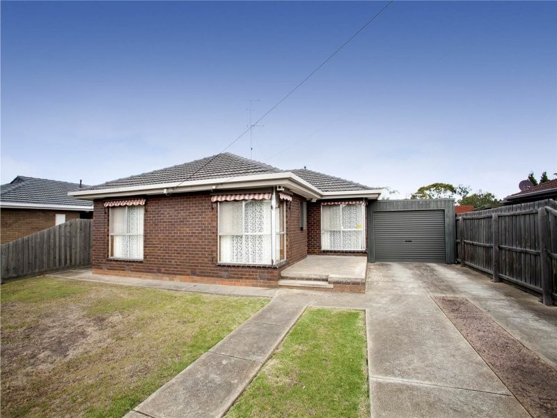 13 Atami Crescent, Corio VIC 3214