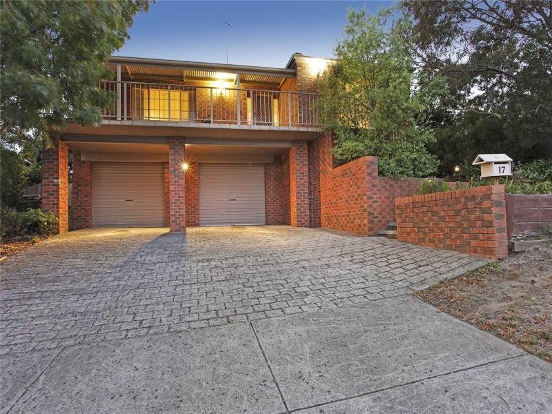 17 Brolga Crescent, Wandana Heights VIC 3216