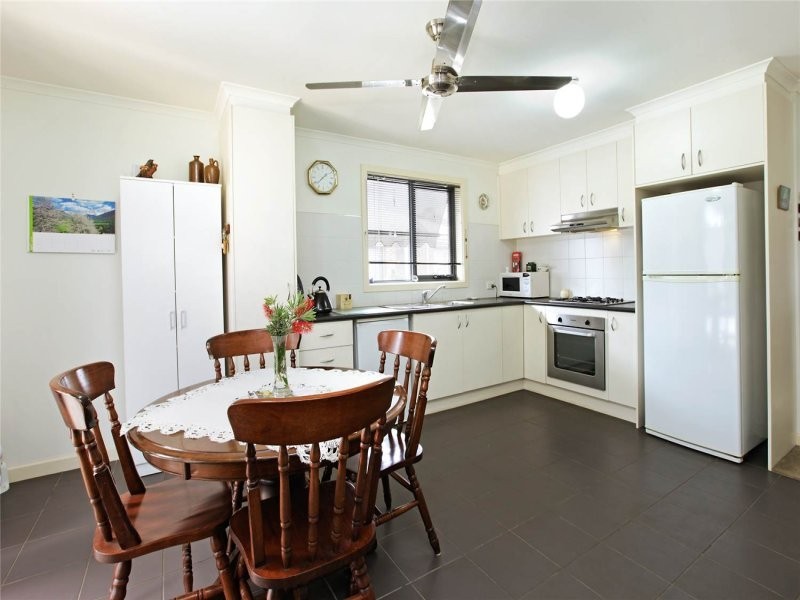 2/209 Princes Highway, Corio VIC 3214