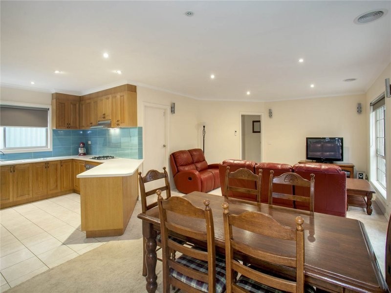 13 Hedgeley Road, Bell Park VIC 3215