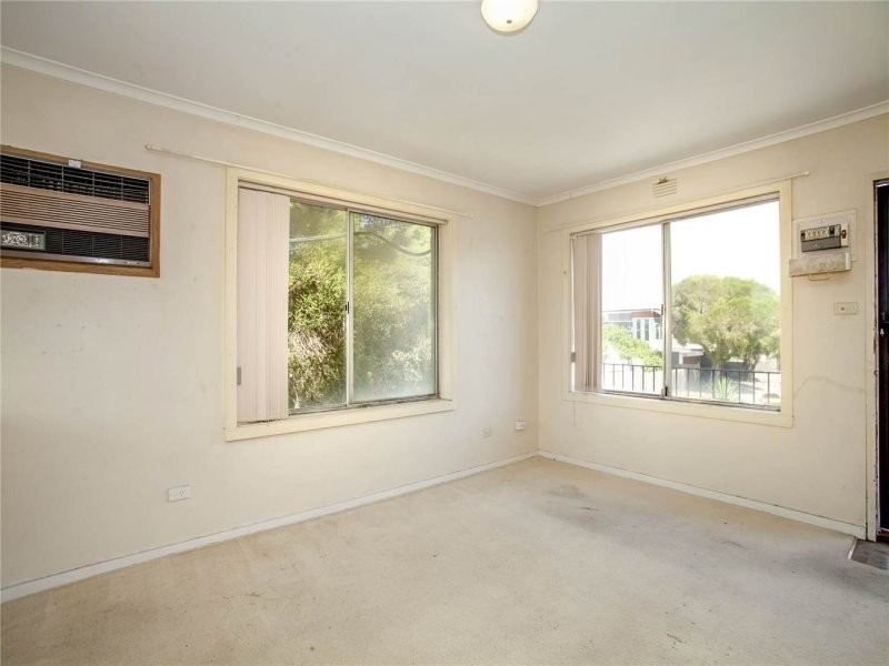 10/9 Finchaven Street, Herne Hill VIC 3218