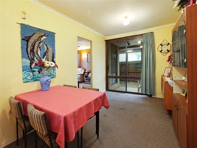 98 Fairbairn Drive, Corio VIC 3214