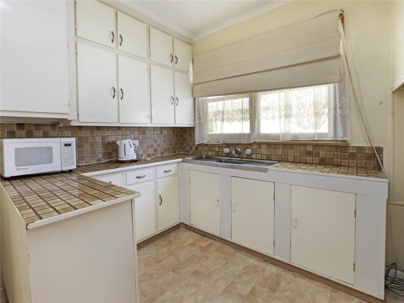 17 Dove Street, Norlane VIC 3214