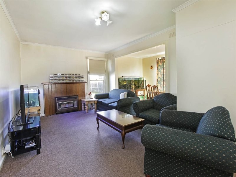 17 Dove Street, Norlane VIC 3214