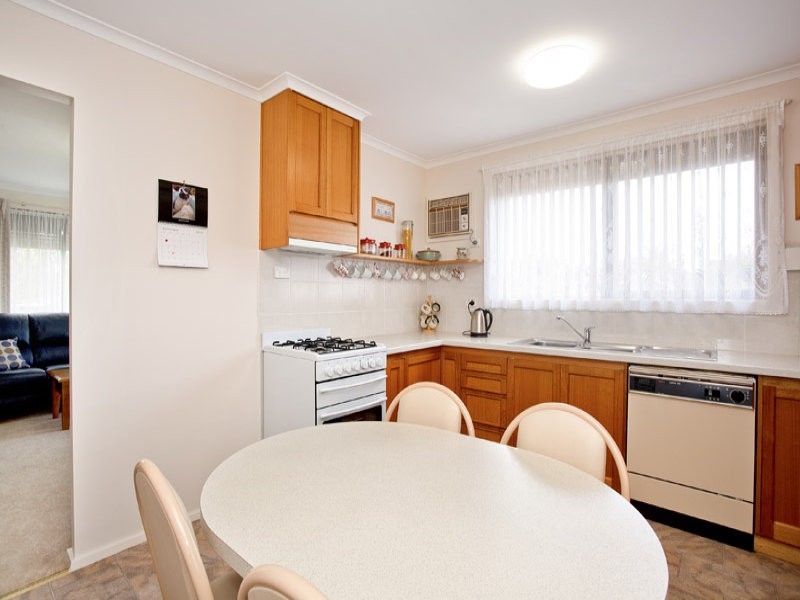 20 Gambier Grove, Corio VIC 3214