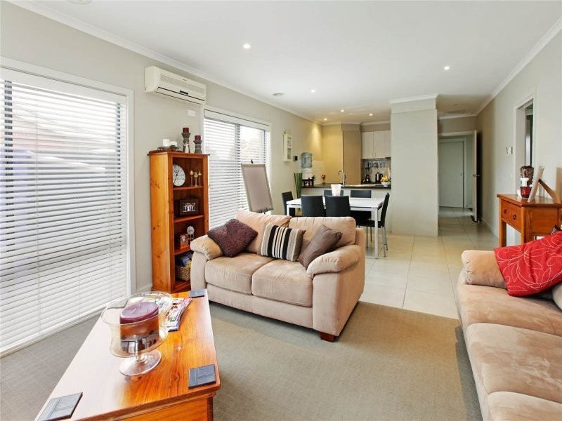 11/10 Herbert Street, Belmont VIC 3216