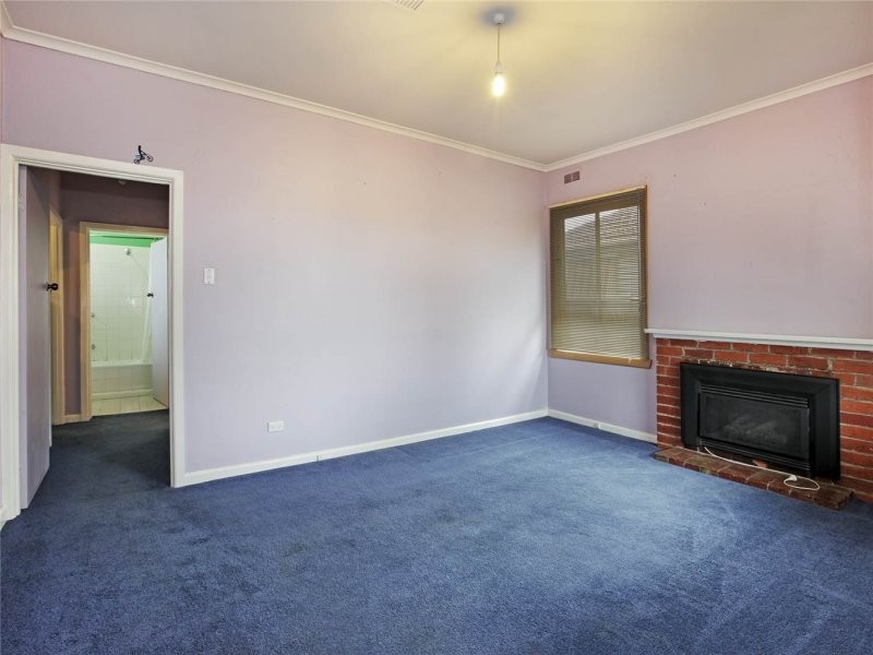 11 Spruhan Avenue, Norlane VIC 3214