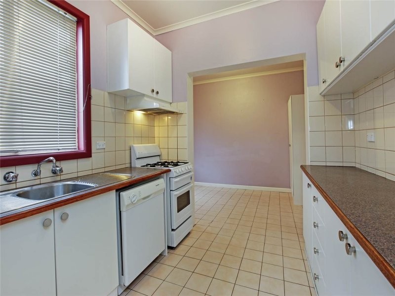 11 Spruhan Avenue, Norlane VIC 3214