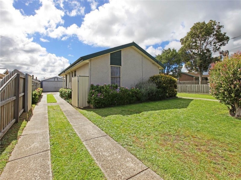 100 Fairbairn Drive, Corio VIC 3214