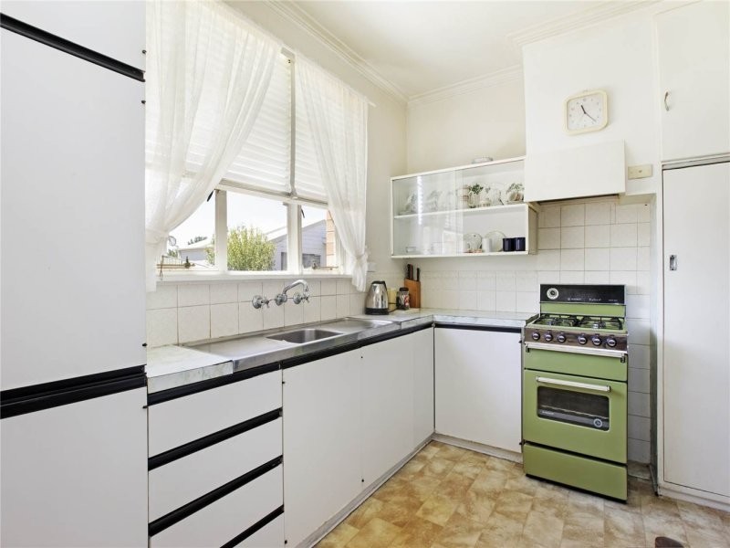 16 Stonehaven Road, Norlane VIC 3214