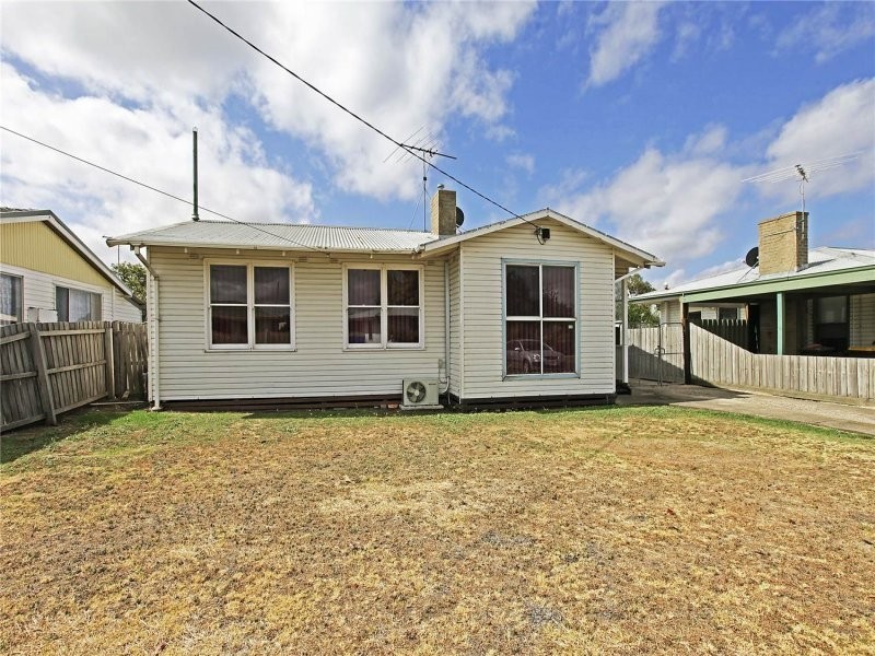 10 Gull Street, Norlane VIC 3214